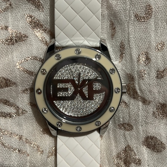 Express watch - Picture 2 of 2
